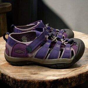 Keen Purple‎ Newport H2 Closed Toe Water Sandals Size 3
